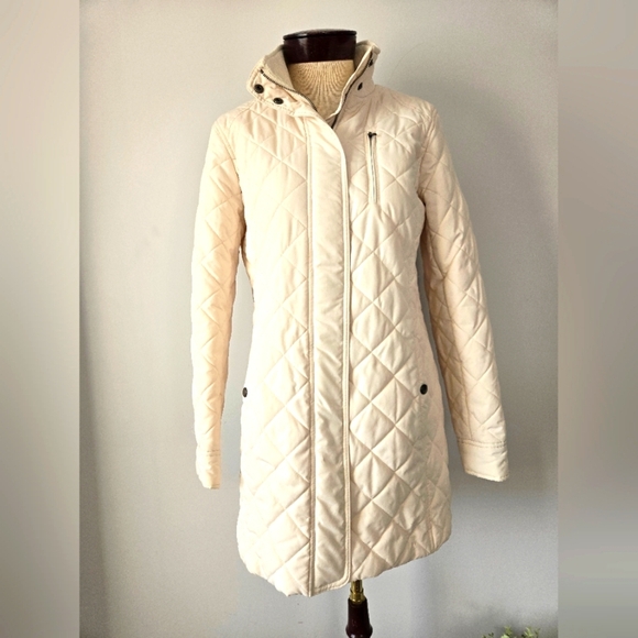 RALPH LAUREN Women's Cream Quilted Lightweight Puffer Jacket. Size medium - Picture 1 of 13